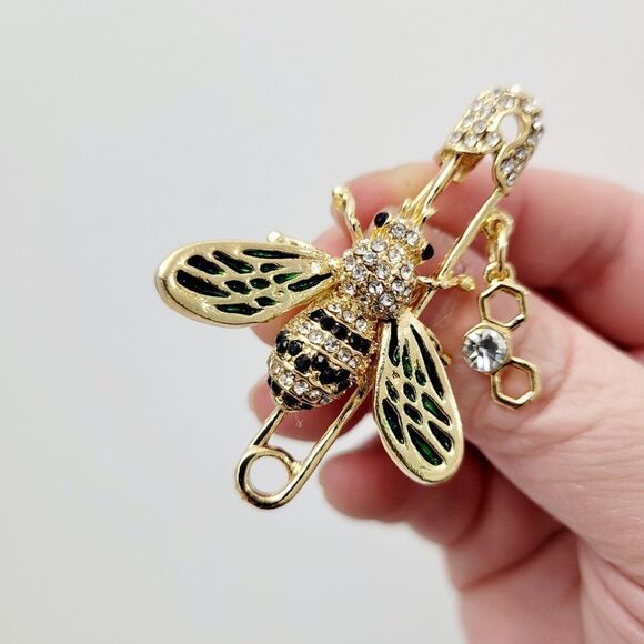 Brand New Gold Tone Bee Green Wing Rhinestone Brooch Pin - Picture 4 of 8